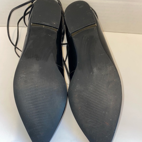GUESS Flat Shoes Size 6.5 - Picture 6 of 9